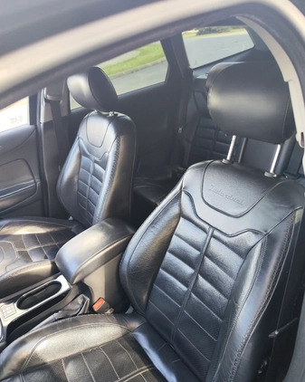 Ford Mondeo cena 26000 przebieg: 279000, rok produkcji 2009 z Warszawa małe 79